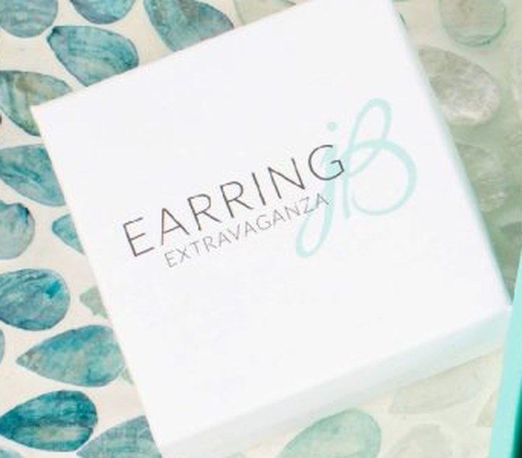 The white jBloom Earring of the Month box